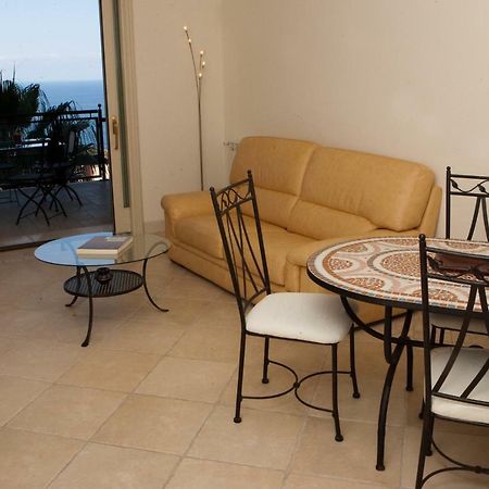 Taormina Seaview Apartment - Taormina Holidays Εξωτερικό φωτογραφία